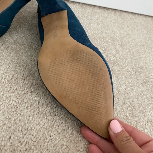 Franco Sarto navy Heels - Picture 3 of 6